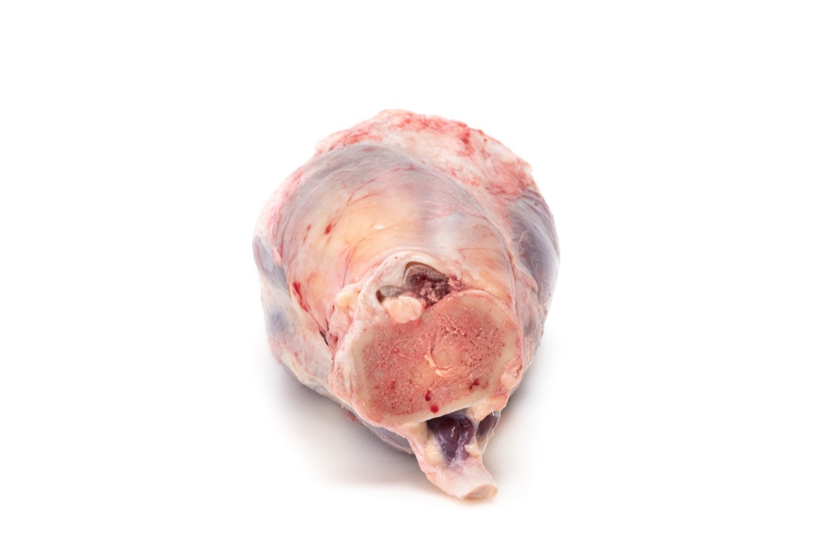 chamberete con hueso de novillo