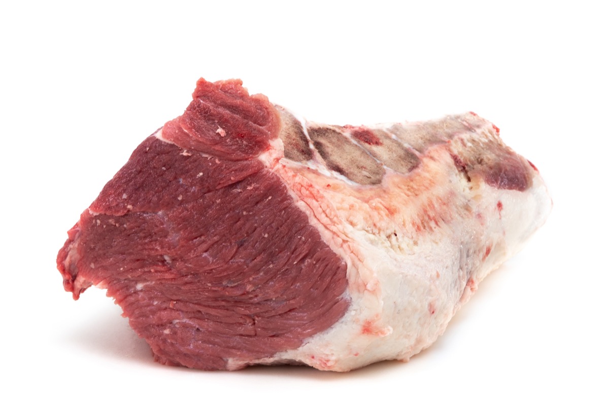 Pecho con hueso de novillo