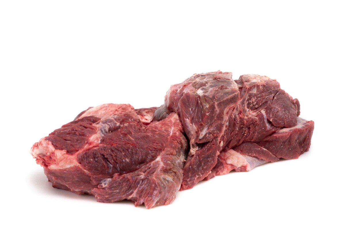 pescuezo con hueso de novillo